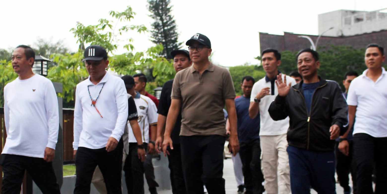 Penuh Keakraban, Gubernur Kalteng Jogging Bersama Bupati Murung Raya