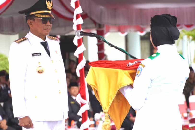 Bupati Murung Raya Inspektur Upacara HUT Ke-80 RI