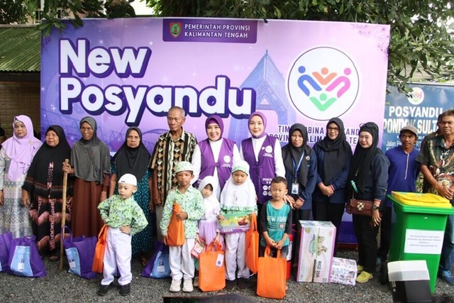 Ketua Umum TP PKK Tri Tito Karnavian Kunjungi Posyandu Sultan, Apresiasi Prestasi Kalteng dan Dorong Implementasi 6 SPM